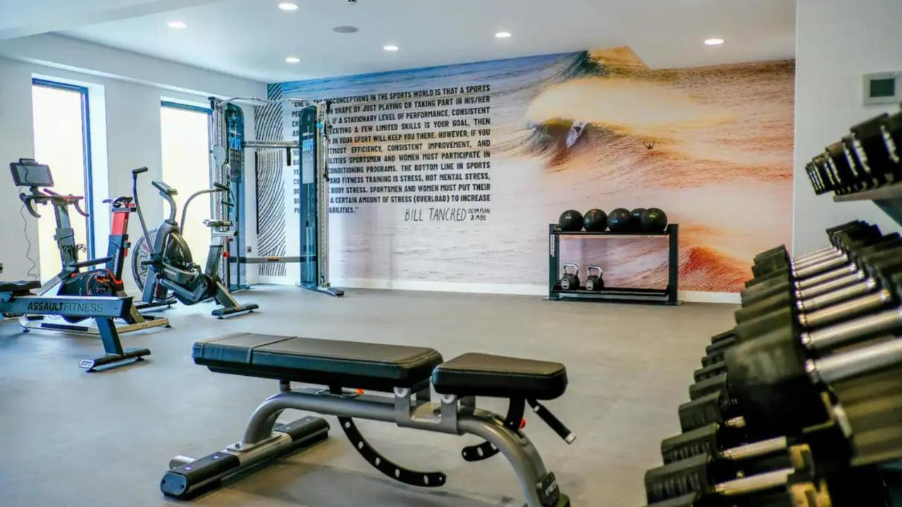 Hilton Garden Inn Peterborough City Centre Экстерьер фото